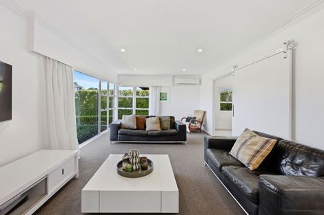 Photo of property in 46 Luton Avenue, Sunnyhills, Auckland, 2010