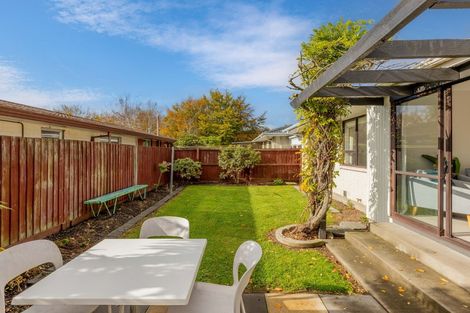 Photo of property in 42 Parkstone Avenue, Ilam, Christchurch, 8041