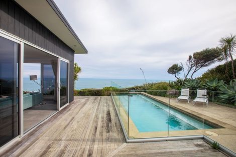 Photo of property in 411 Oaia Road, Muriwai, 0881