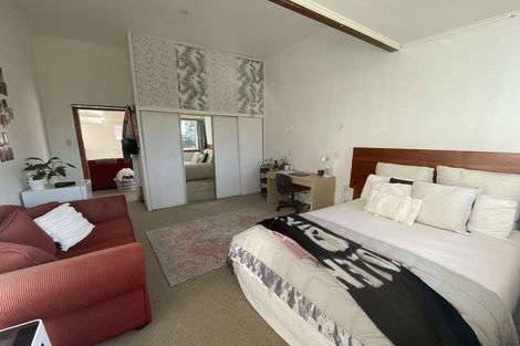 Photo of property in 60 Mortimer Terrace, Brooklyn, Wellington, 6021