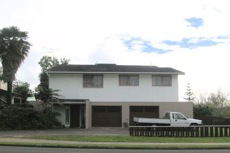 Photo of property in 247 Ngatai Road, Otumoetai, Tauranga, 3110