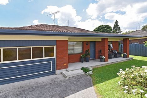 Photo of property in 2/34 Gills Avenue, Papakura, 2110