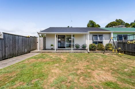 Photo of property in 1/8 Ross Place, Blagdon, New Plymouth, 4310