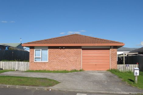 Photo of property in 1/1 Senecio Place, Weymouth, Auckland, 2103