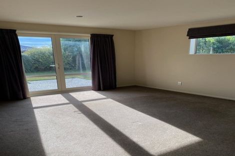 Photo of property in 37 Awatea Gardens, Wigram, Christchurch, 8042