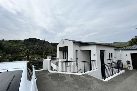 Photo of property in 10a Dalefield Drive, Cashmere, Christchurch, 8022