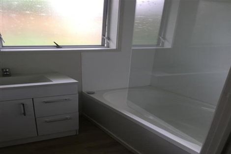 Photo of property in 1/10a View Road, Papakura, 2110