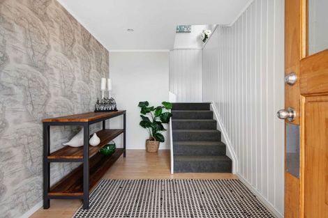 Photo of property in 1099 Whangaparaoa Road, Tindalls Beach, Whangaparaoa, 0930