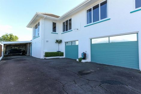 Photo of property in 114 Belt Road, New Plymouth, 4310