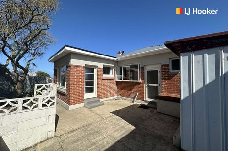 Photo of property in 141 Tomahawk Road, Andersons Bay, Dunedin, 9013
