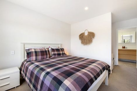 Photo of property in 2/26 Corunna Road, Milford, Auckland, 0620