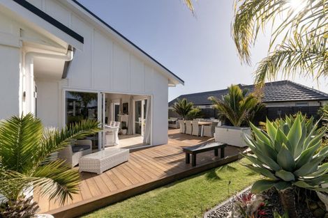 Photo of property in 46 Cassinia Close, Papamoa Beach, Papamoa, 3118