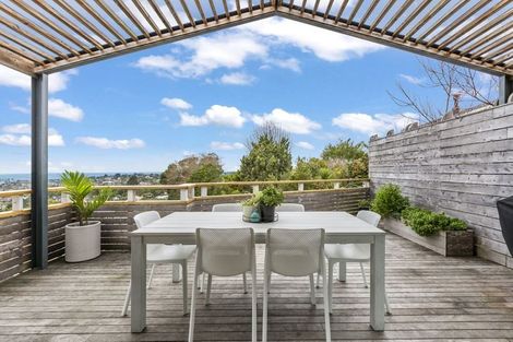Photo of property in 681 East Coast Road, Browns Bay, Auckland, 0630