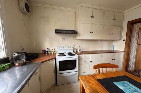 Photo of property in 4 Levy Street, Mount Victoria, Wellington, 6011