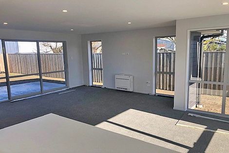 Photo of property in 4 Grey View Grove, Rangiora, 7400