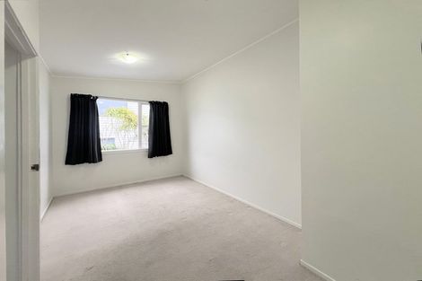 Photo of property in 52 Tiverton Road, Avondale, Auckland, 0600