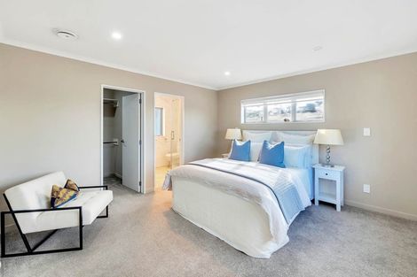 Photo of property in 285 Don Buck Road, Massey, Auckland, 0614