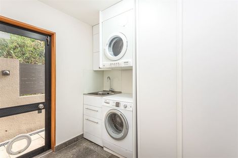 Photo of property in 64 Mount Pleasant Road, Mount Pleasant, Christchurch, 8081