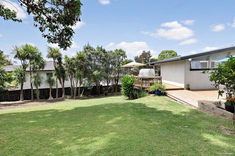 Photo of property in 43 Holt Avenue, Torbay, Auckland, 0630