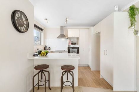 Photo of property in 56a Florence Avenue, Orewa, 0931
