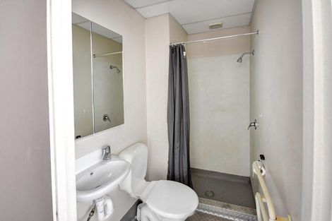 Photo of property in 5d Anzac Avenue, Dunedin Central, Dunedin, 9016