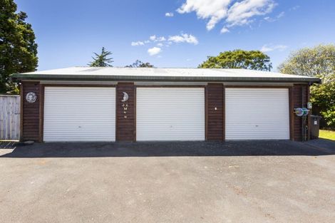 Photo of property in 11 Benzie Avenue, Wallaceville, Upper Hutt, 5018