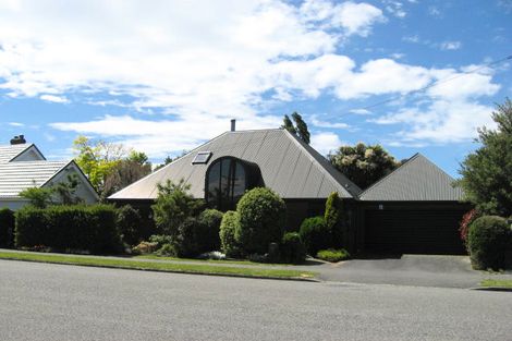 Photo of property in 2/30 Wittys Road, Avonhead, Christchurch, 8042