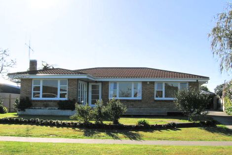 Photo of property in 14b Dover Road, St Andrews, Hamilton, 3200