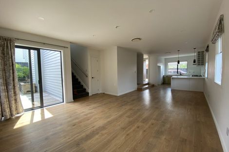 Photo of property in 35e Vincent Street, Howick, Auckland, 2014