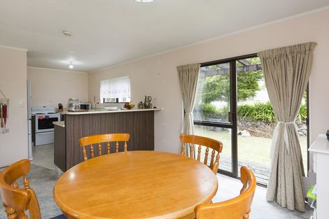 Photo of property in 8 Cumberland Crescent, Welcome Bay, Tauranga, 3112