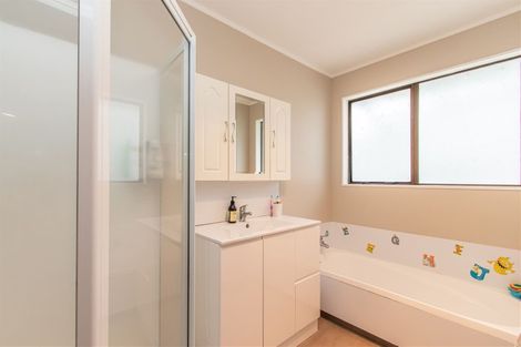 Photo of property in 26 Nikau Street, Inglewood, 4330