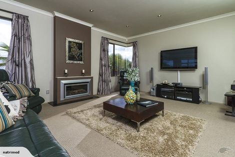 Photo of property in 66 Aberley Road, Schnapper Rock, Auckland, 0632