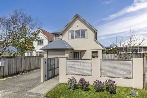 Photo of property in 12 Cambridge Street, Tawa, Wellington, 5028