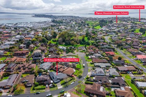 Photo of property in 16 Britannia Place, Half Moon Bay, Auckland, 2012