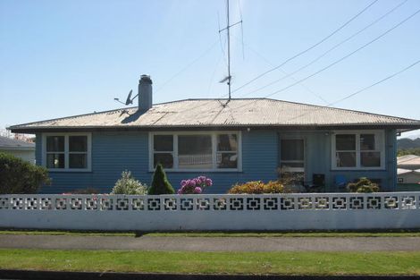 Photo of property in 325 Hazelmere Crescent, Te Awamutu, 3800