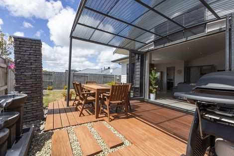 Photo of property in 48 Karamea Street, Whalers Gate, New Plymouth, 4310