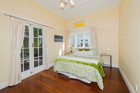 Photo of property in 8b Quest Terrace, Mount Roskill, Auckland, 1041
