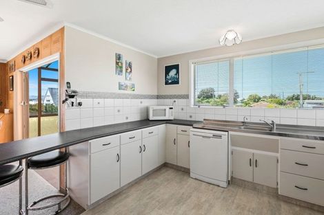 Photo of property in 22 Tatai Road, Bowentown, Katikati, 3177