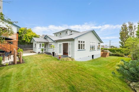 Photo of property in 87 Saint Andrews Hill Road, Mount Pleasant, Christchurch, 8081