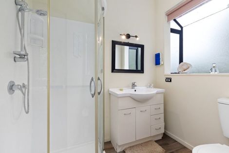 Photo of property in 25 Thorn Road, Tuakau, 2121