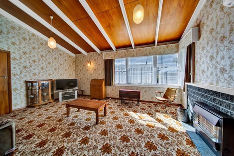 Photo of property in 3 Reid Avenue, Hawera, 4610