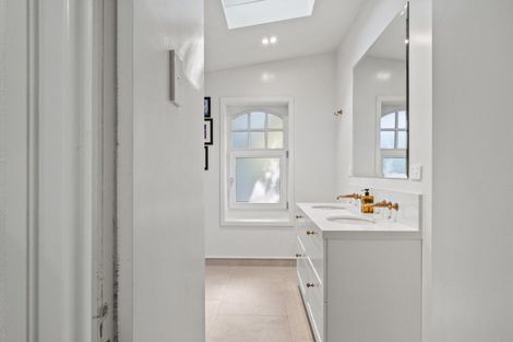 Photo of property in 70 Buckingham Street, Arrowtown, 9302