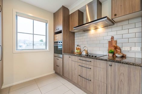 Photo of property in 1 Yeats Grove, Trentham, Upper Hutt, 5018