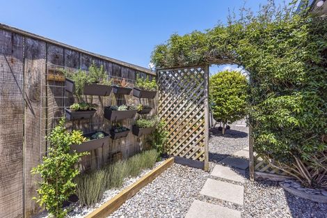 Photo of property in 10 Glen Loch Place, Paraparaumu, 5032