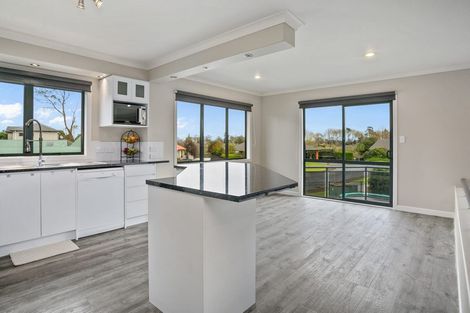 Photo of property in 2 Knox Place, Leamington, Cambridge, 3432