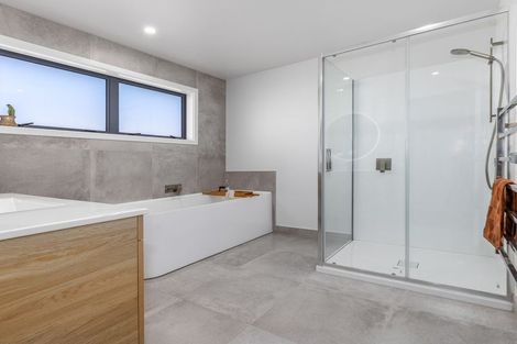 Photo of property in 12 Ash Close, Levin, 5510