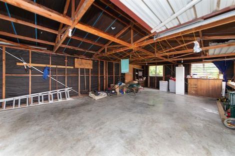 Photo of property in 5 Cargill Grove, Kelvin Grove, Palmerston North, 4414