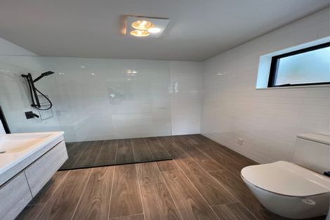 Photo of property in 3 Kerria Place, Sunnynook, Auckland, 0620