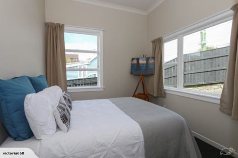 Photo of property in 296 Karori Road, Karori, Wellington, 6012