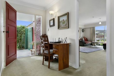 Photo of property in 5 Woodstock Crescent, Leamington, Cambridge, 3432